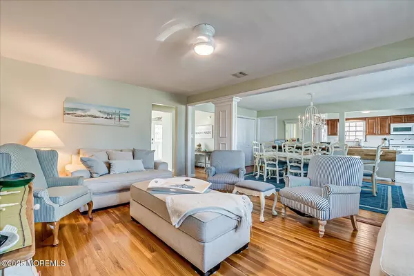 308 Cove Drive, Mantoloking, NJ 08738