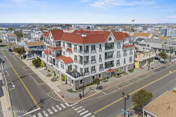 Seaside Heights, NJ 08751,1 Boulevard #G