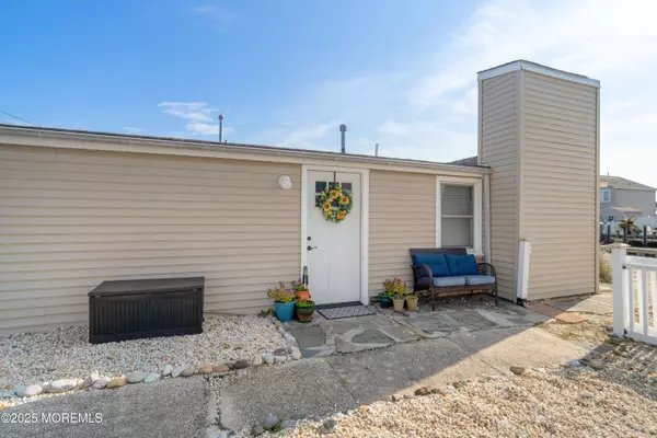 Forked River, NJ 08731,825 Leeward Drive