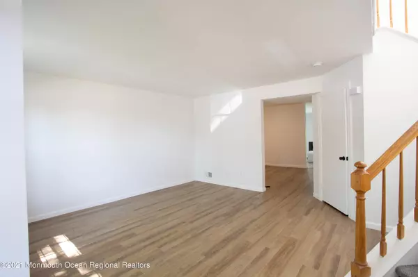 Tinton Falls, NJ 07753,16 Karen Drive