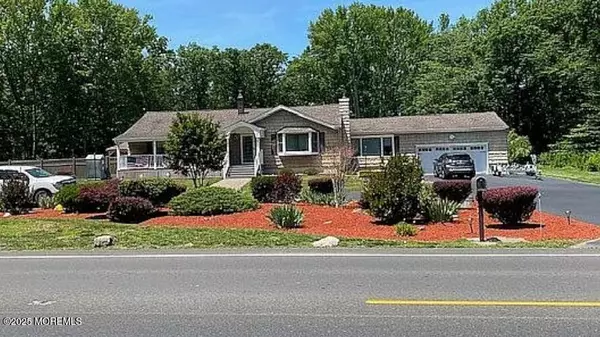284 Jackson Mills Road, Freehold, NJ 07728
