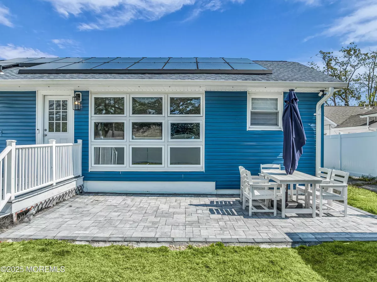 Toms River, NJ 08753,162 Bay Terrace