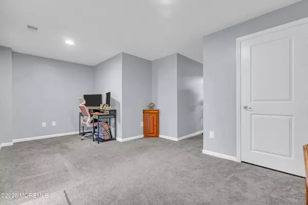 Toms River, NJ 08755,306 Susquehanna Street