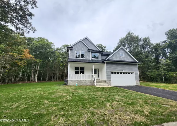 70 Seurat Street, Barnegat, NJ 08005