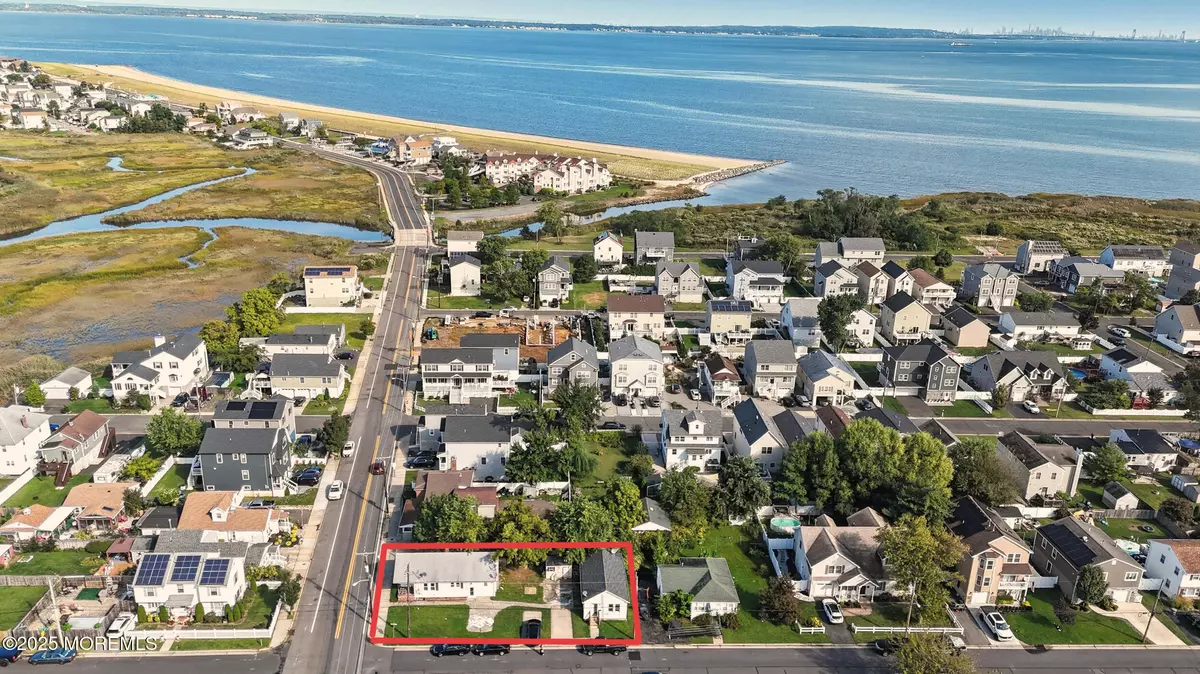 Union Beach, NJ 07735,412 Union Avenue