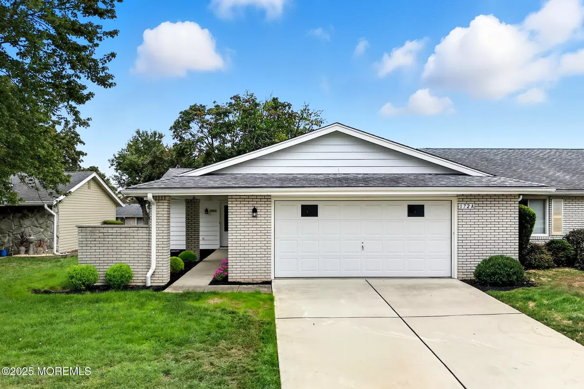 Monroe, NJ 08831,172 Warren Road #172A