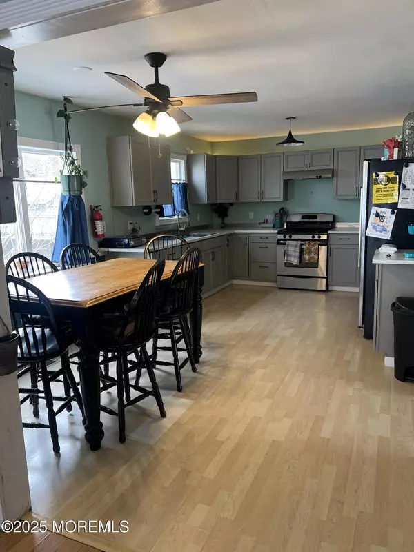 3 E Central Avenue, Seaside Heights, NJ 08751