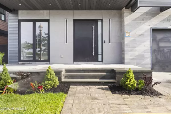 Long Branch, NJ 07740,18 Seaview Avenue