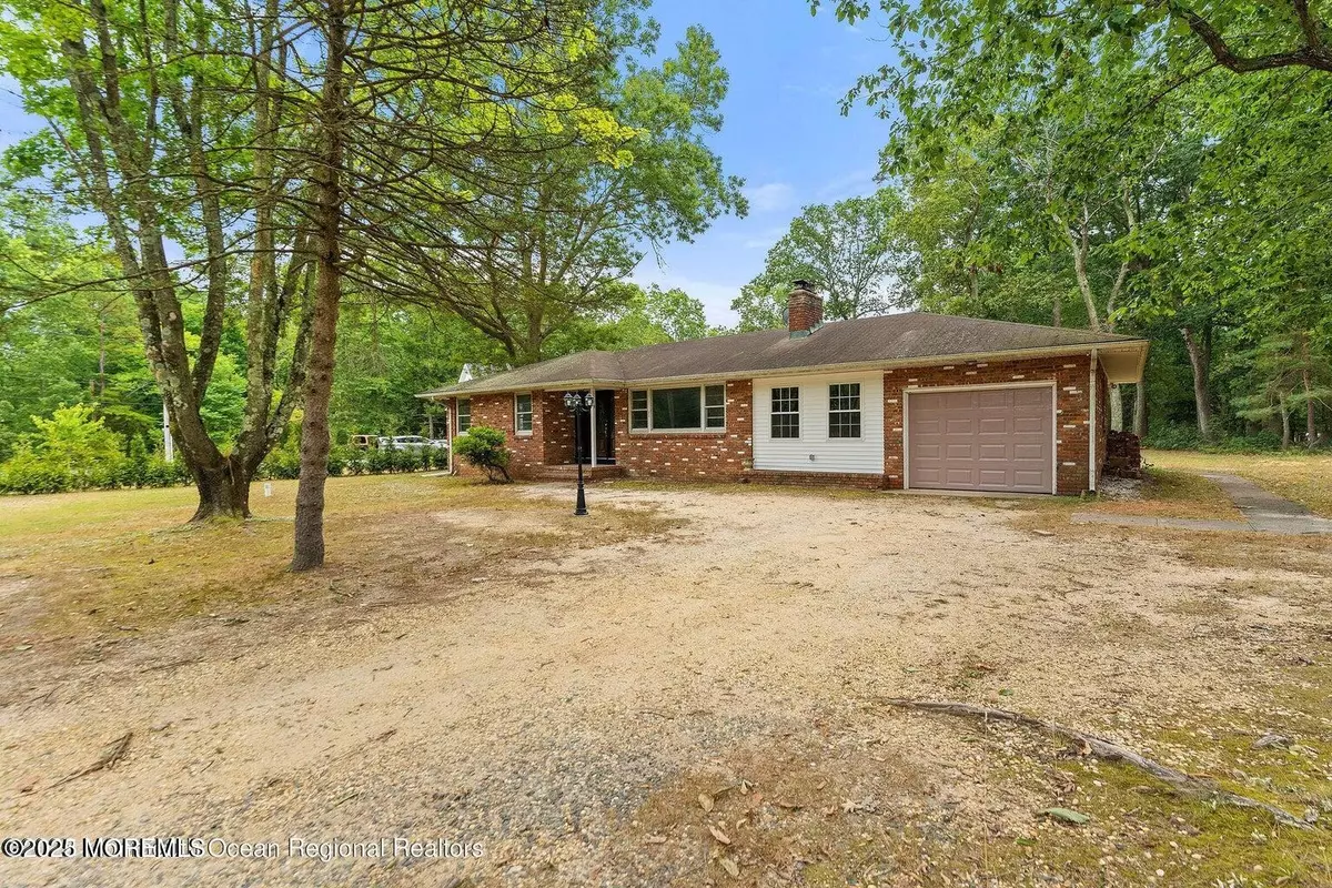 Jackson, NJ 08527,247 New Central Avenue