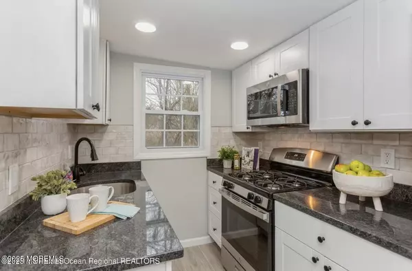 Hazlet, NJ 07730,184 S Park Avenue