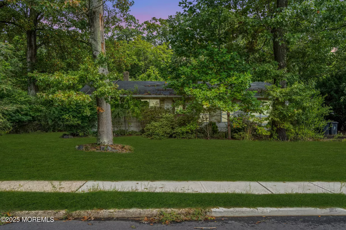 Toms River, NJ 08755,39 Blue Jay Drive
