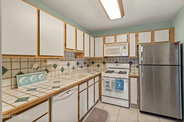 Jackson, NJ 08527,1510 Dahlia Court