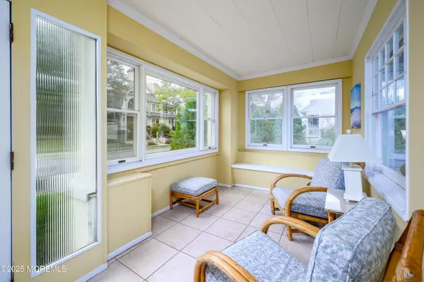 Sea Girt, NJ 08750,4 2nd Avenue