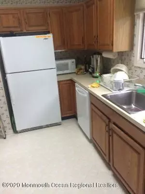 Oakhurst, NJ 07755,256 Lawrence Avenue