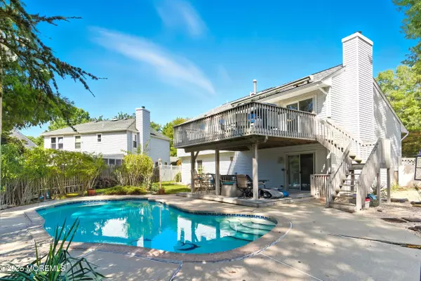 Howell, NJ 07731,96 Heritage Drive