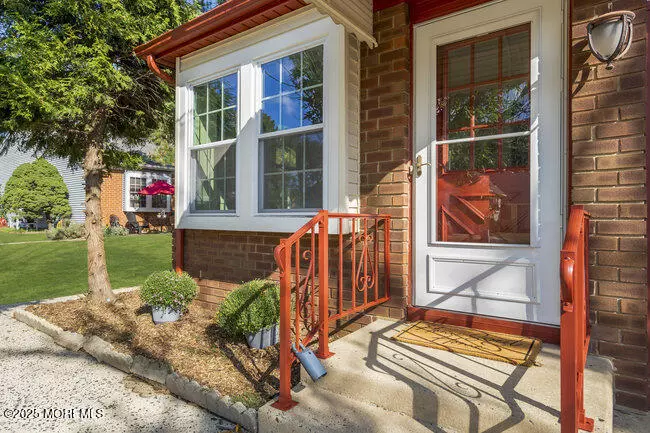 Whiting, NJ 08759,81 Milford Avenue