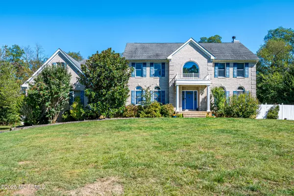 29 N Disbrow Hill Road, Monroe, NJ 08831