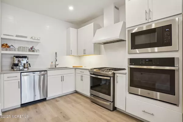 Asbury Park, NJ 07712,218 3rd Avenue #102