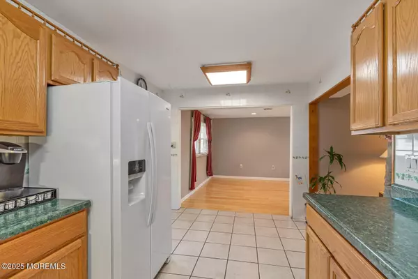 Hazlet, NJ 07730,40 Lynn Boulevard