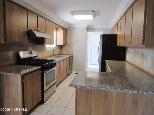 Brick, NJ 08723,25 Scoop Road