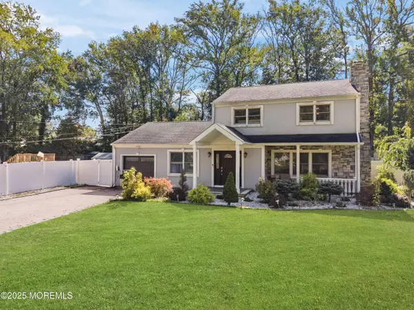 Manalapan, NJ 07726,56 Tarrytown Road