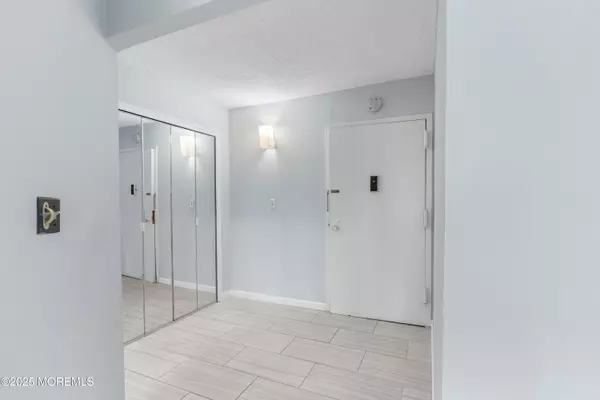 Long Branch, NJ 07740,480 Ocean Avenue N #2L