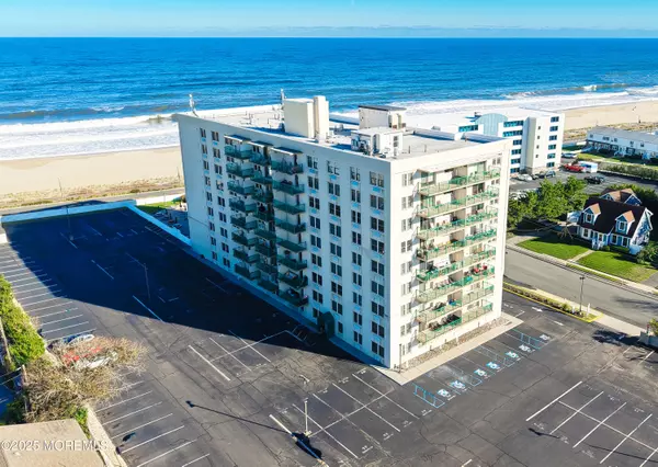 Long Branch, NJ 07740,480 Ocean Avenue N #2L