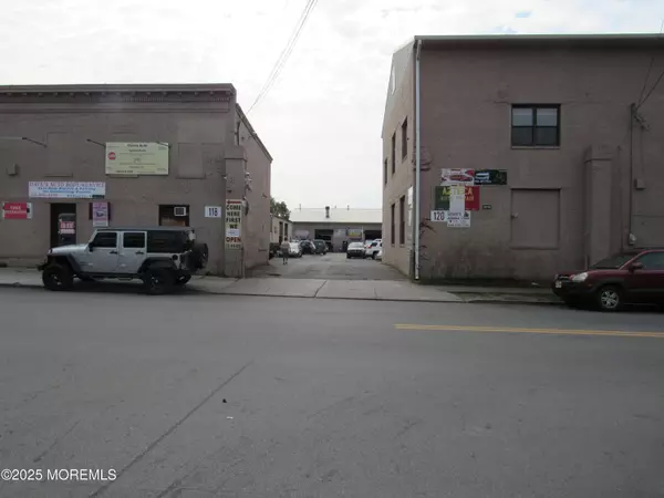 New Brunswick, NJ 08901,118120 Sandford Street