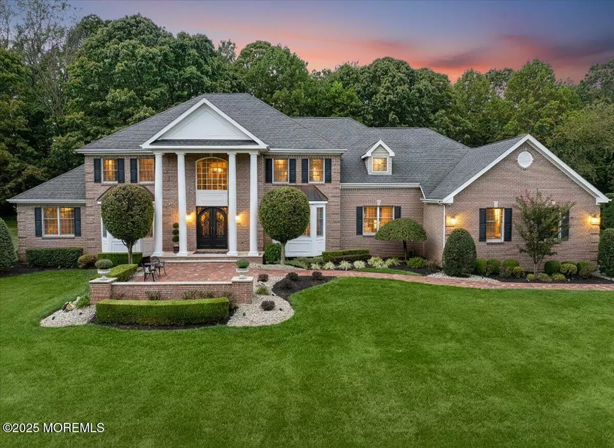 Manalapan, NJ 07726,6 Cozy Drive