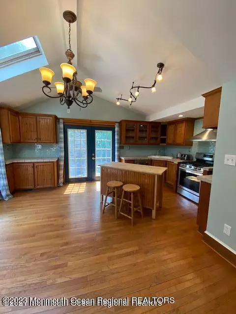 West Long Branch, NJ 07764,190 Oakwood Avenue