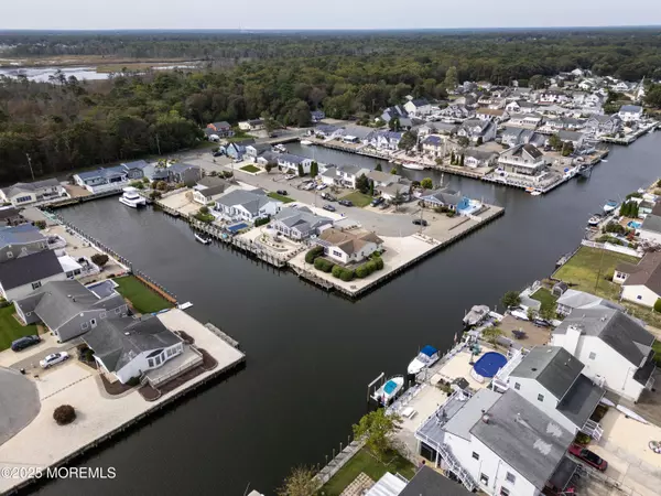 Lanoka Harbor, NJ 08734,407 Pleasantville Court