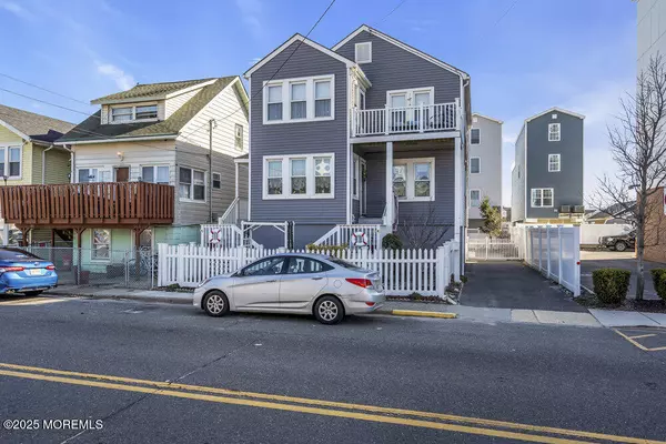 Seaside Heights, NJ 08751,305 Hamilton Avenue