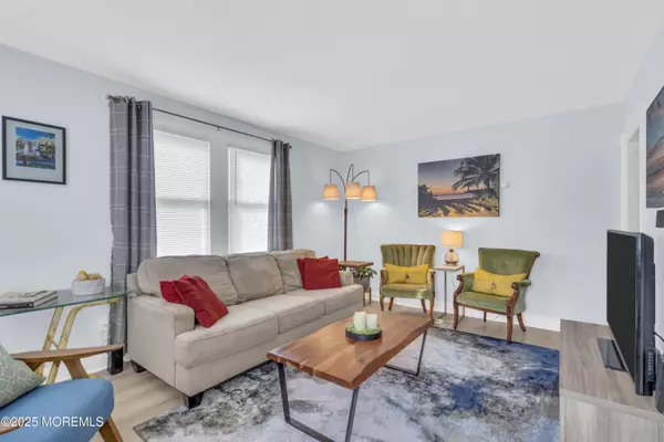 Shrewsbury Twp, NJ 07724,76 Belshaw Avenue