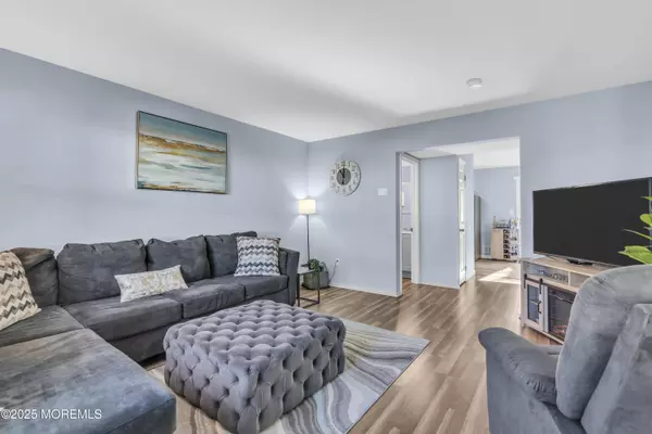 Cliffwood, NJ 07721,82 Cliffwood Avenue #53