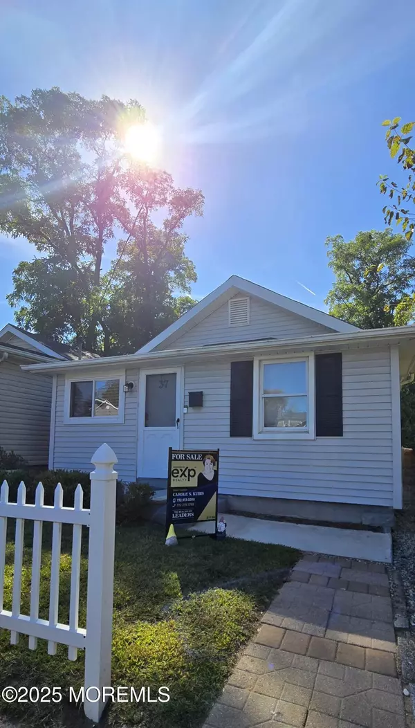 Middletown, NJ 07748,37 Ohio Avenue