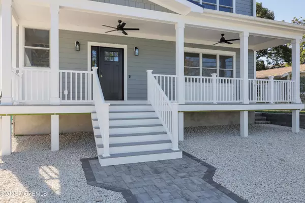 Lake Como, NJ 07719,615 17th Avenue