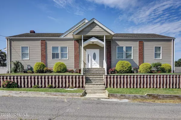 Sayreville, NJ 08872,7 John Street