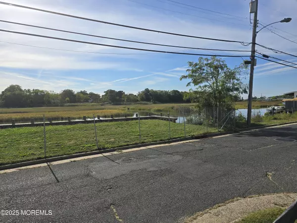 Keansburg, NJ 07734,0 Roland Street