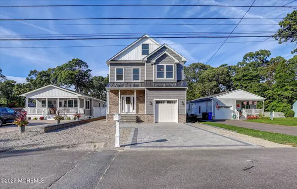 Toms River, NJ 08753,623 Anthony Avenue