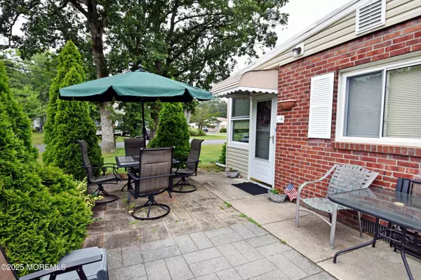 Toms River, NJ 08757,1 Walnut Street #A
