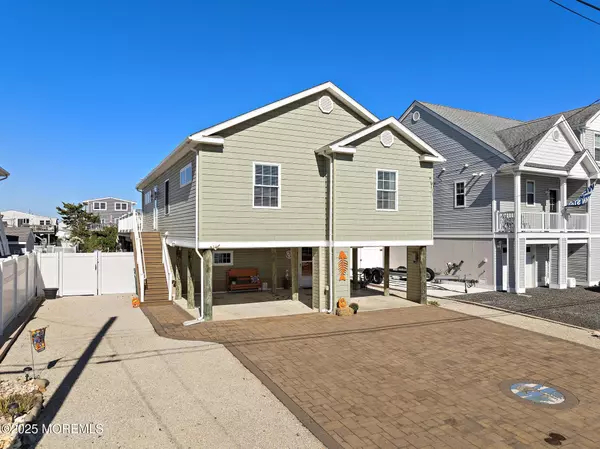 Little Egg Harbor, NJ 08087,20 W Navasink Drive