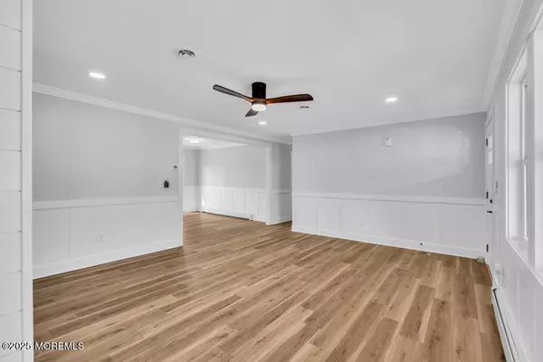 Toms River, NJ 08753,1905 Ravenwood Drive