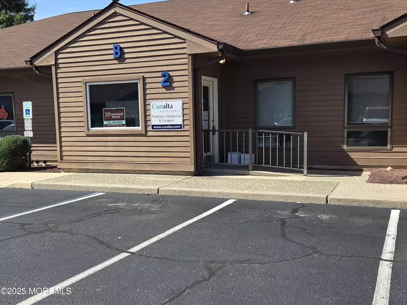 1163 NJ 37 #202, Toms River, NJ 08755