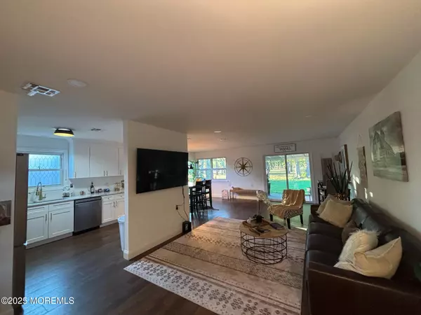 Brick, NJ 08724,10 Whitman Street