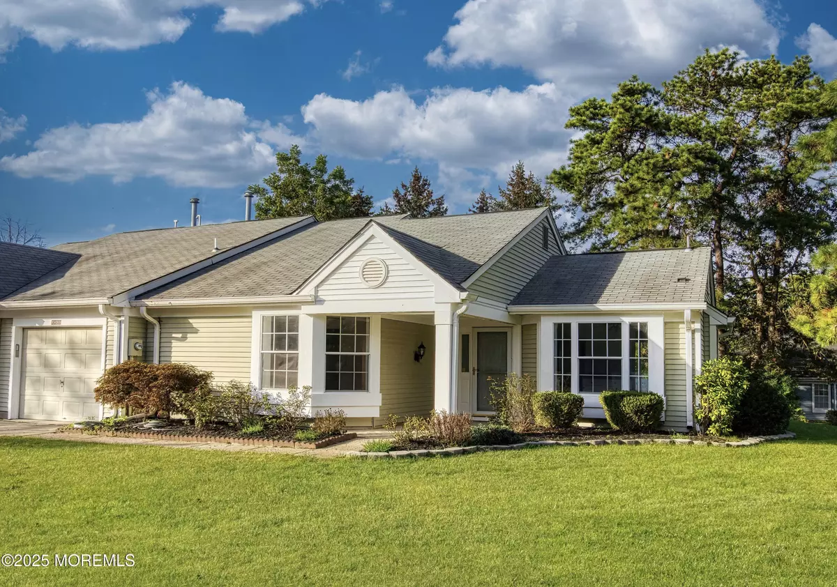Manchester, NJ 08759,1048 Buckingham Drive #B
