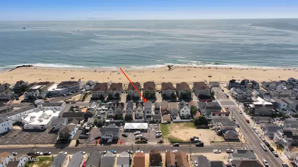 Manasquan, NJ 08736,229 1st Avenue