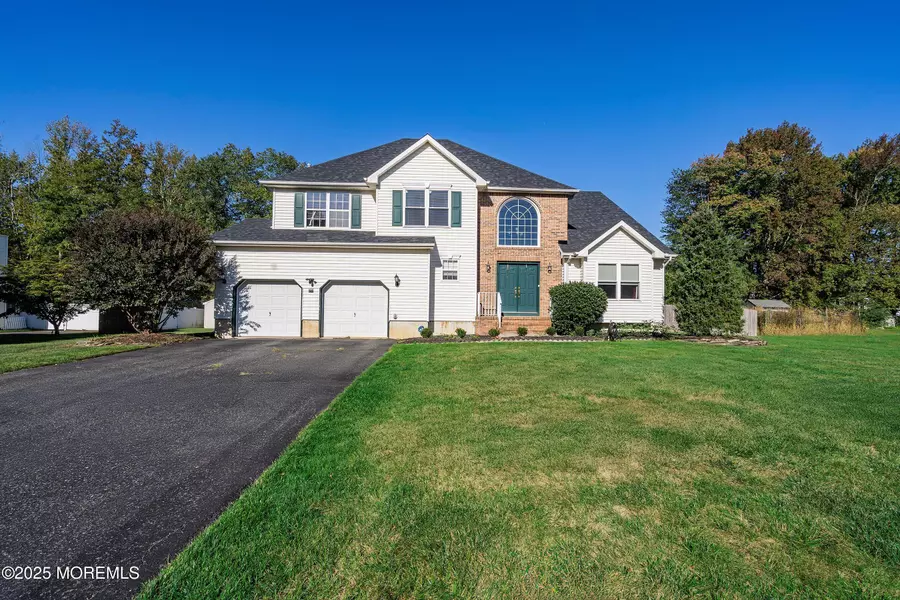 20 Georgia Road, Freehold, NJ 07728