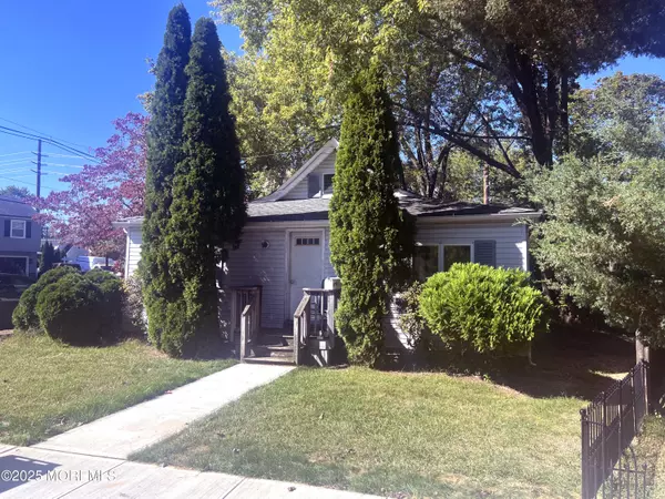 Belford, NJ 07718,310 East Road