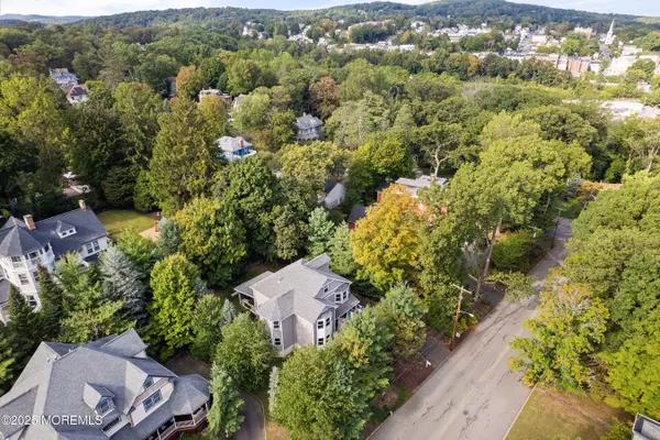 Boonton Town, NJ 07005,319 Morris Avenue