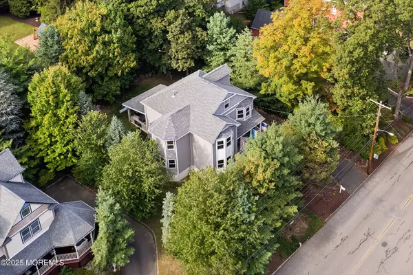 Boonton Town, NJ 07005,319 Morris Avenue